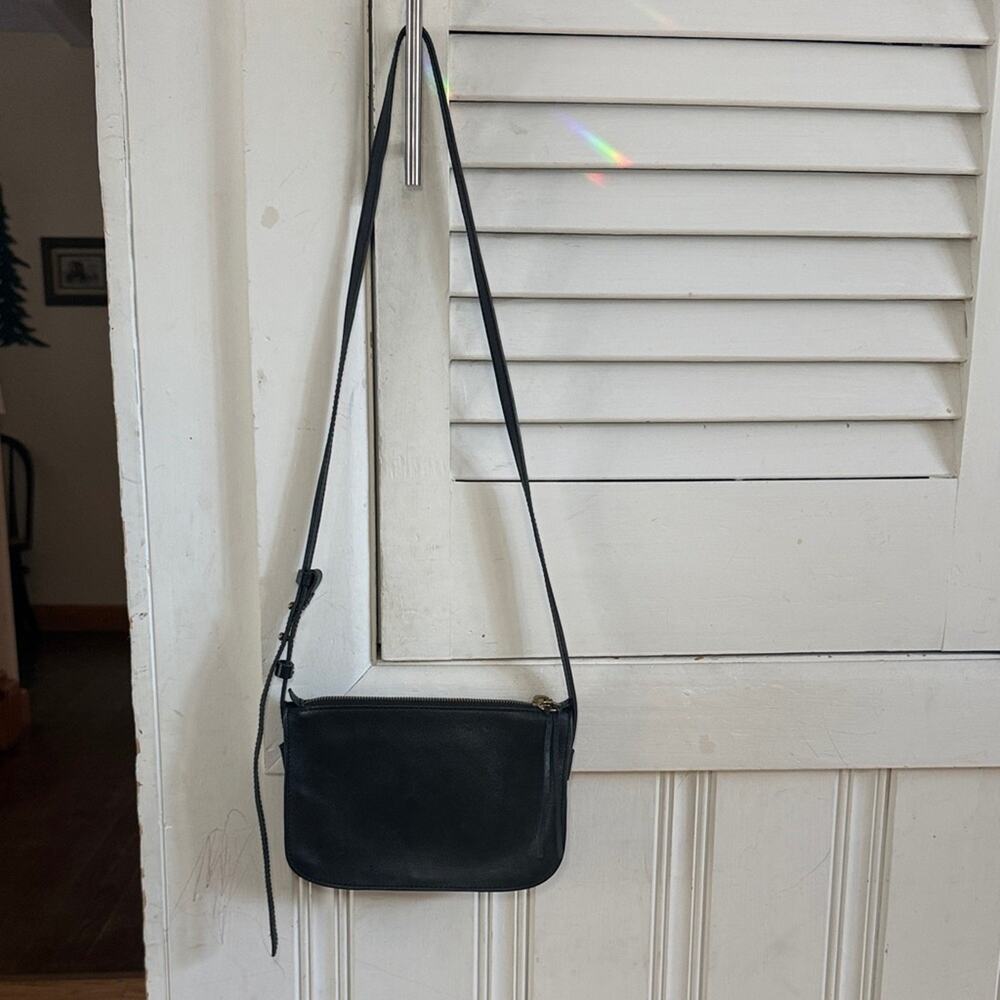 Madewell Classic Black Leather minimalist small crossbody purse Bag